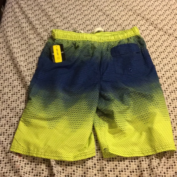 Body Glove Swim trunks XL (18) - Picture 4 of 5